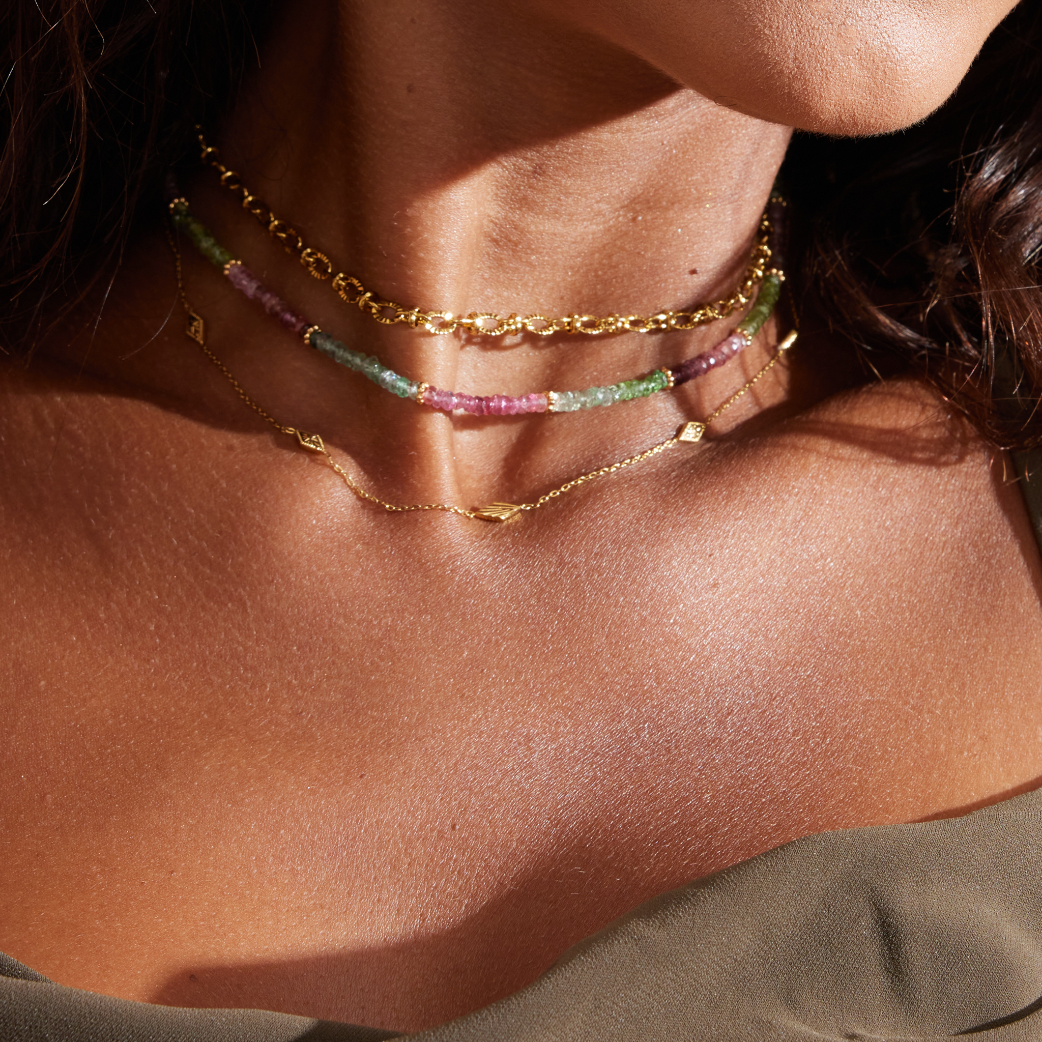 Tropic Glow Motif Necklace - Yellow Gold