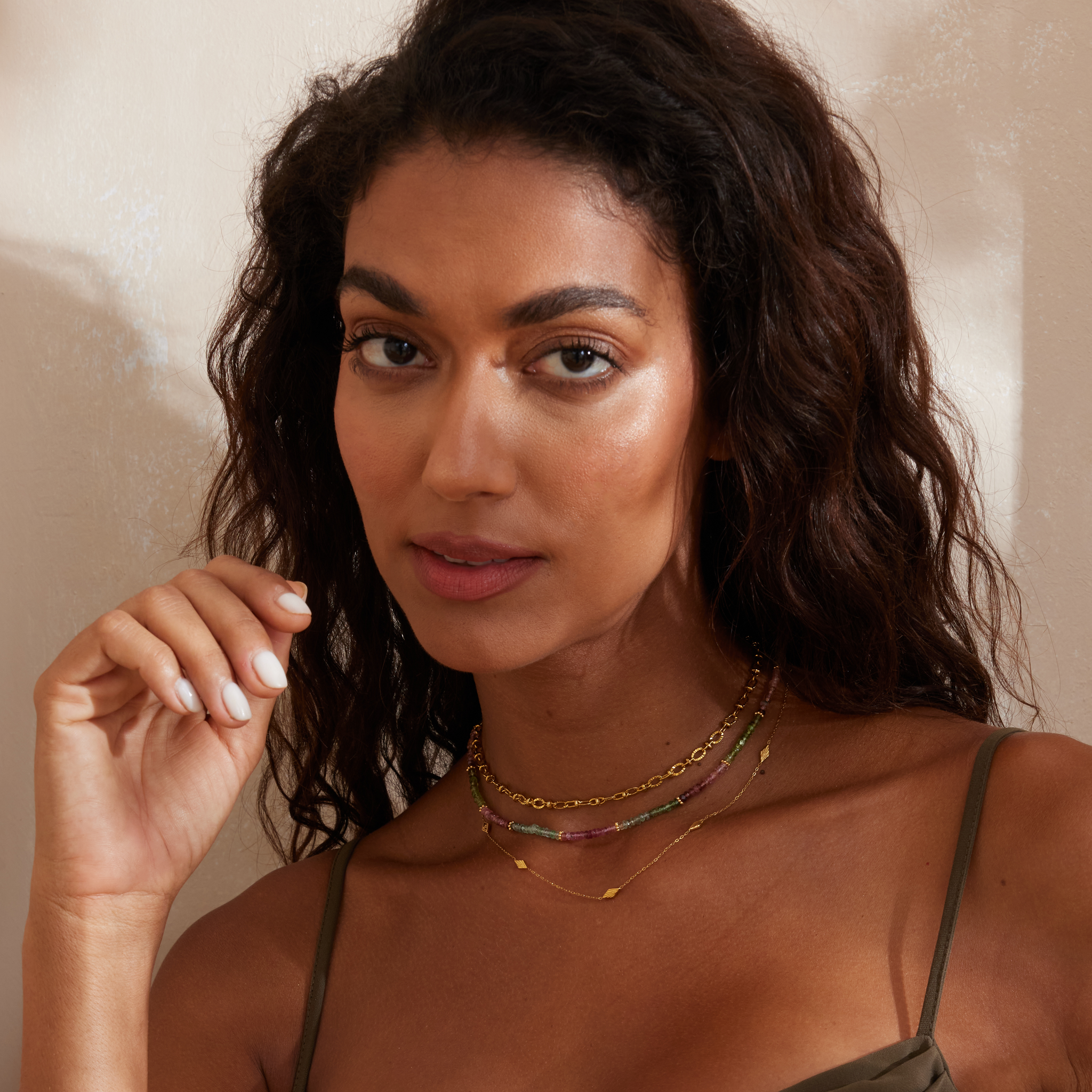 Tropic Glow Motif Necklace - Silver