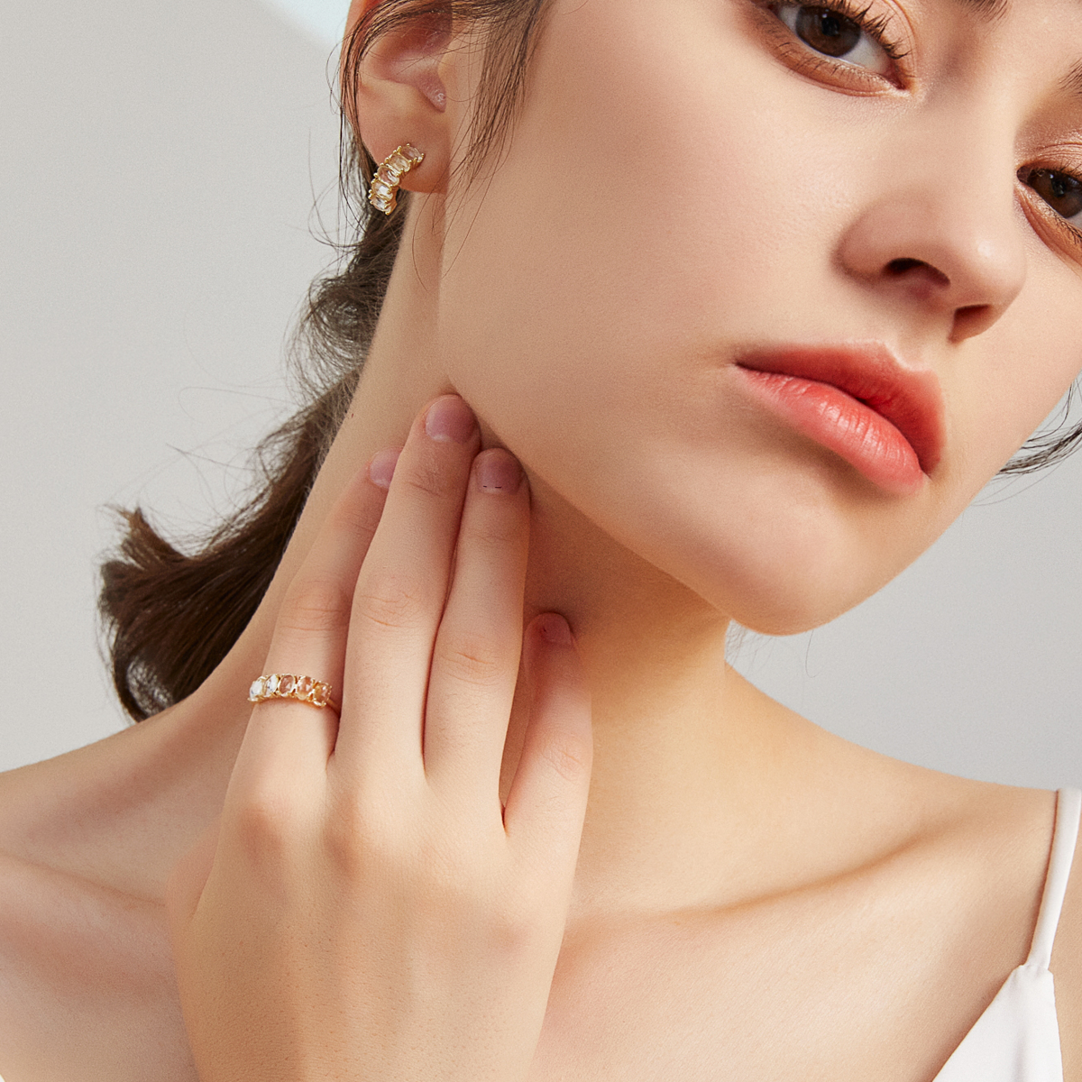 Intuition of Royalties - February Birthstone Earrings (Amethyst)