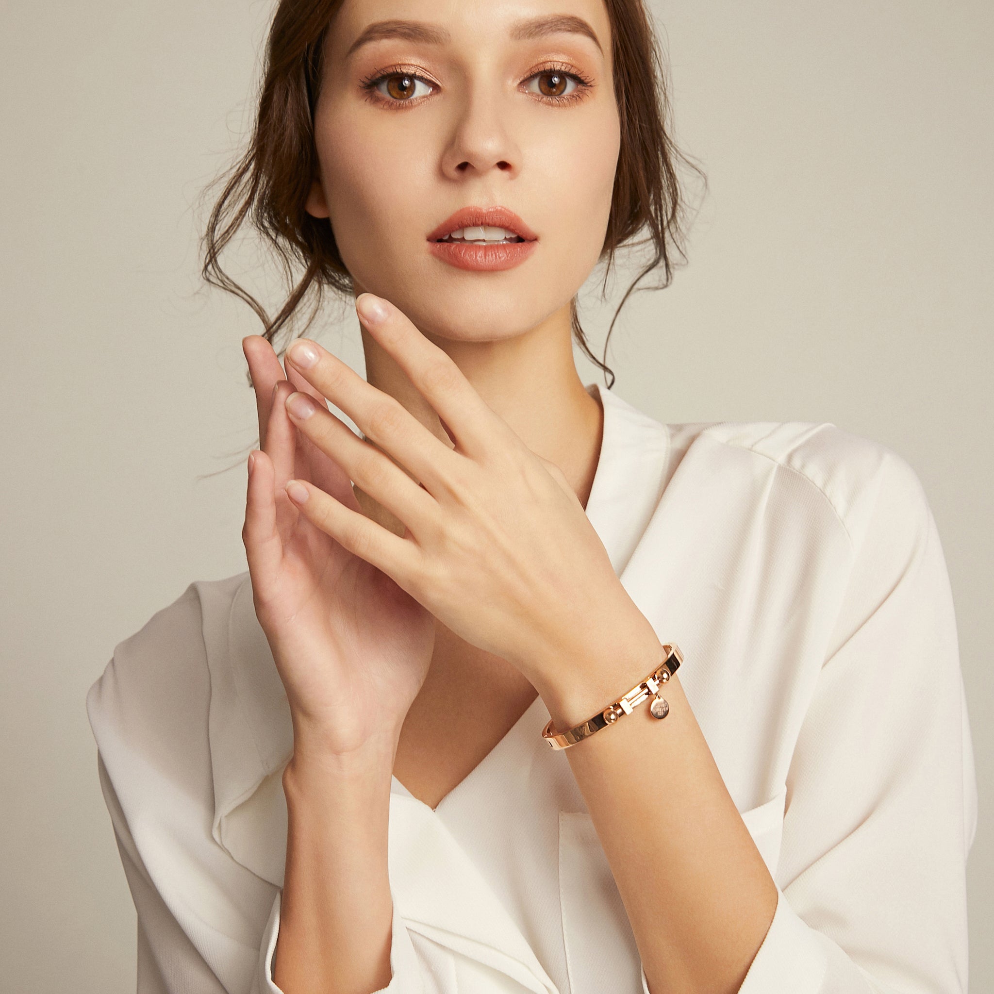 Raise the Bar Bangle - Rose Gold