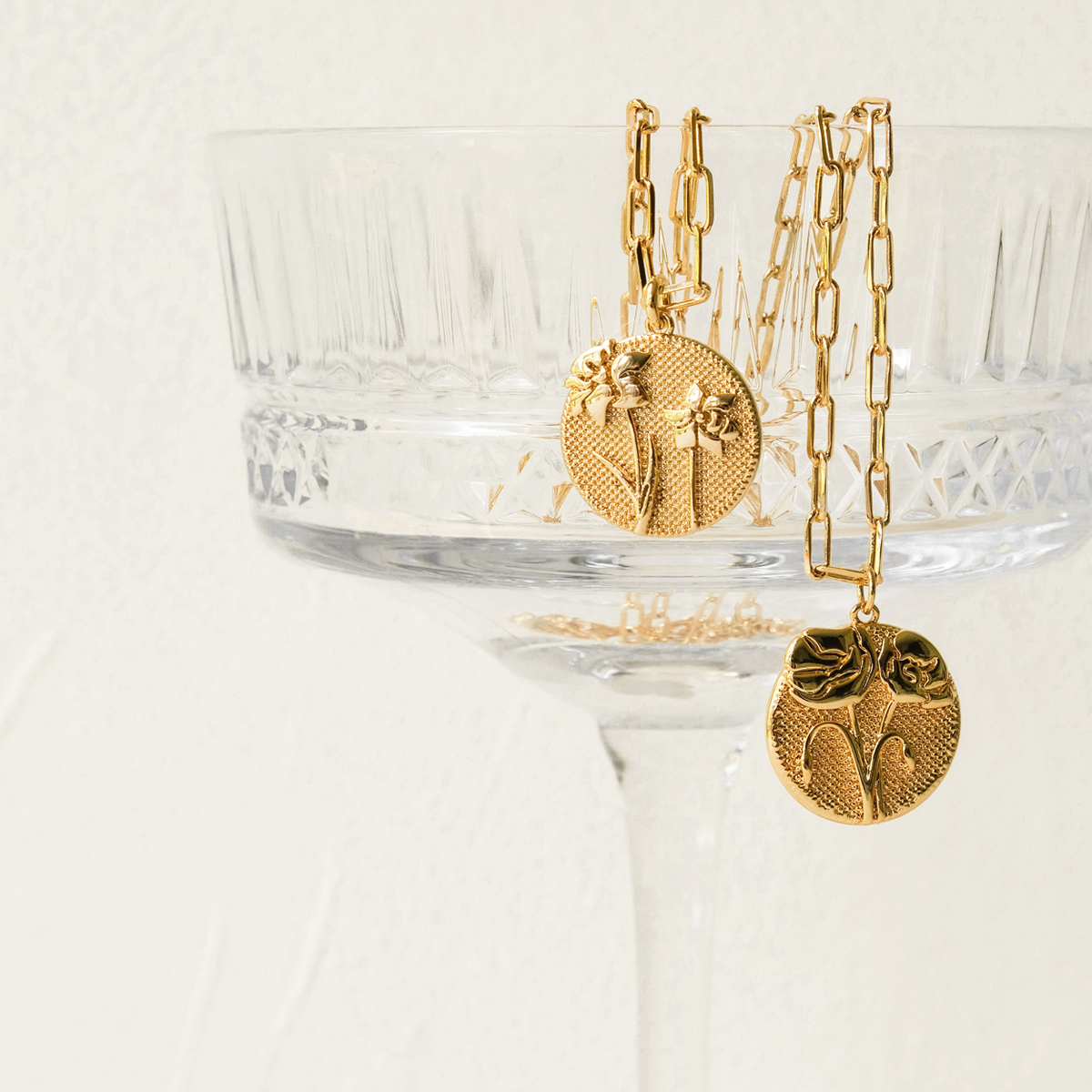 December Birthflower Necklace - Dainty Daffodil