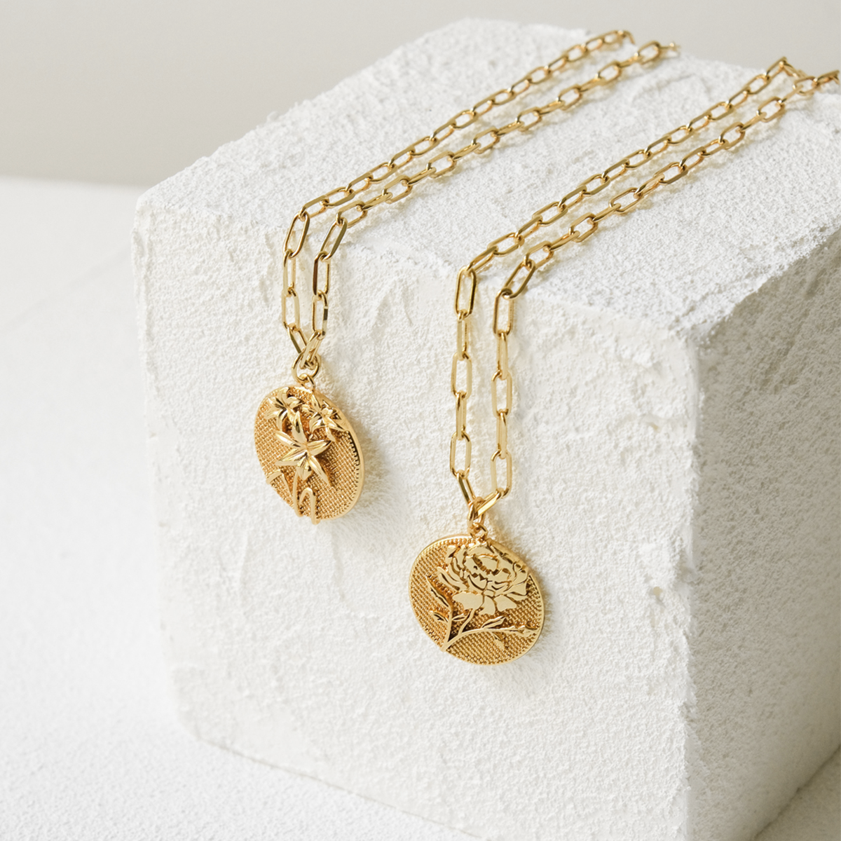 November Birthflower Necklace - Caring Chrysanthemum