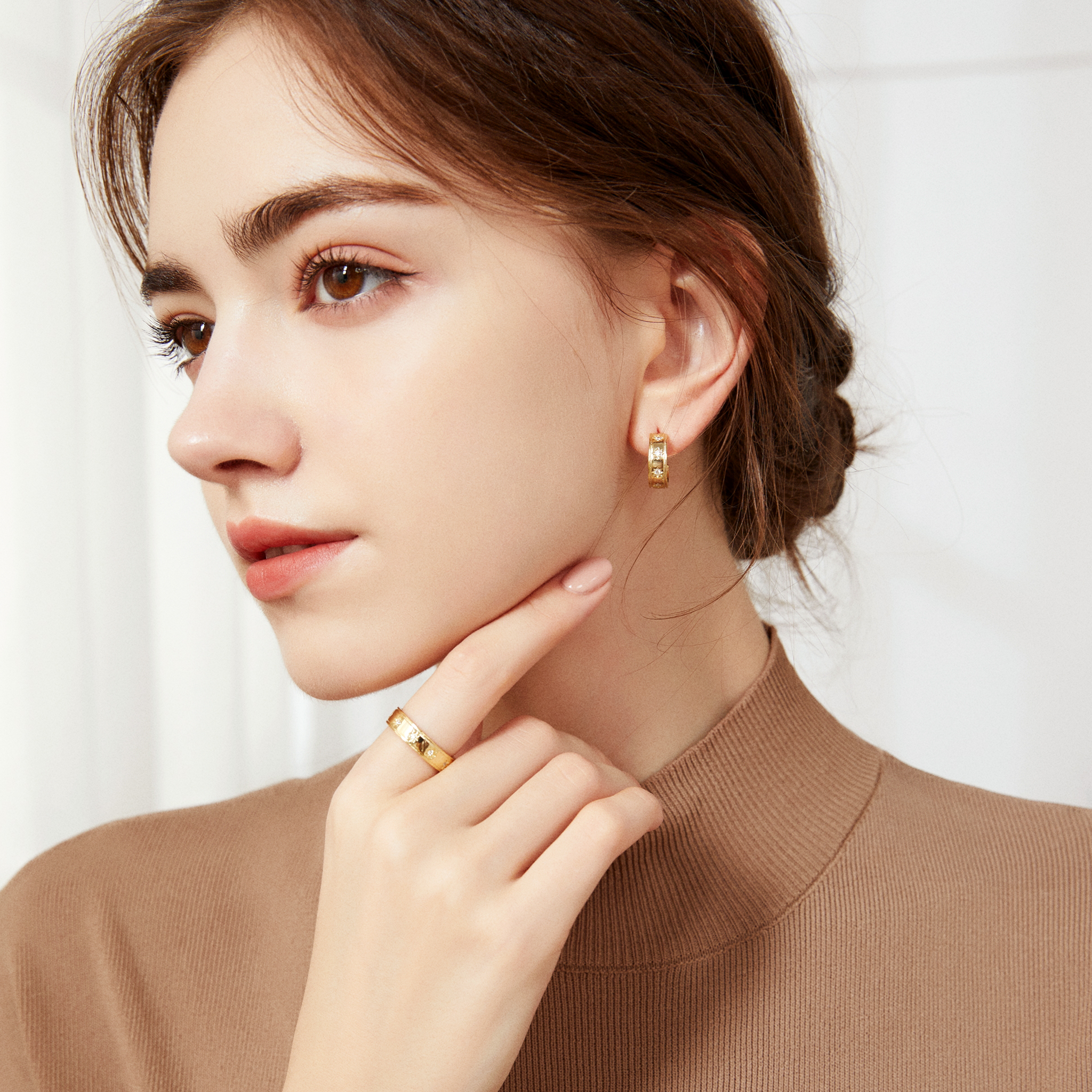 Comet Constellation Hoop Earrings - Yellow Gold