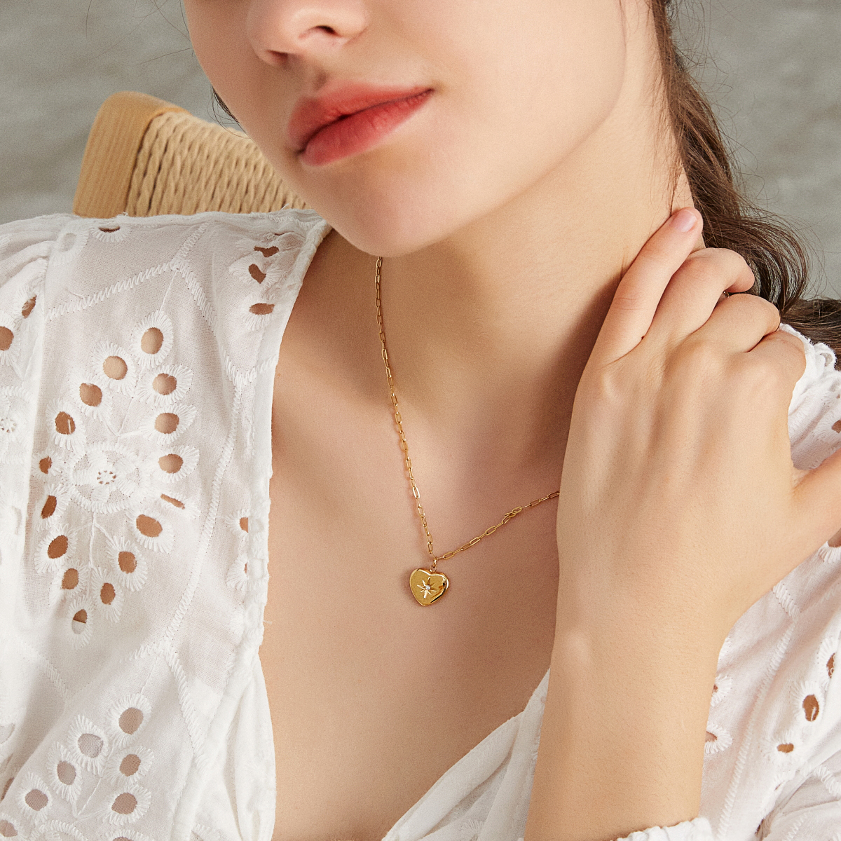 LoveHeart Necklace - Rose Gold