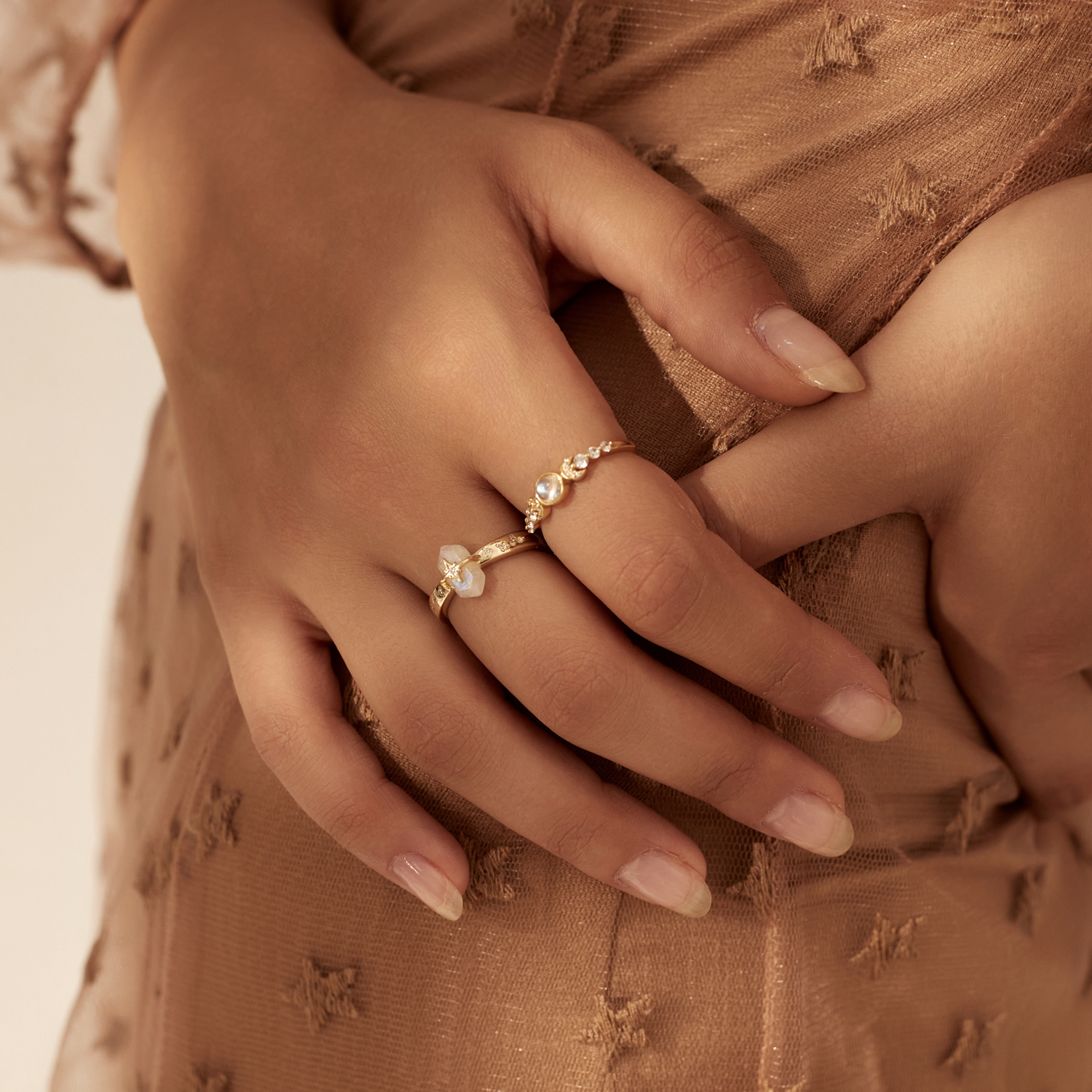 Lunettes in Dreamscape Ring