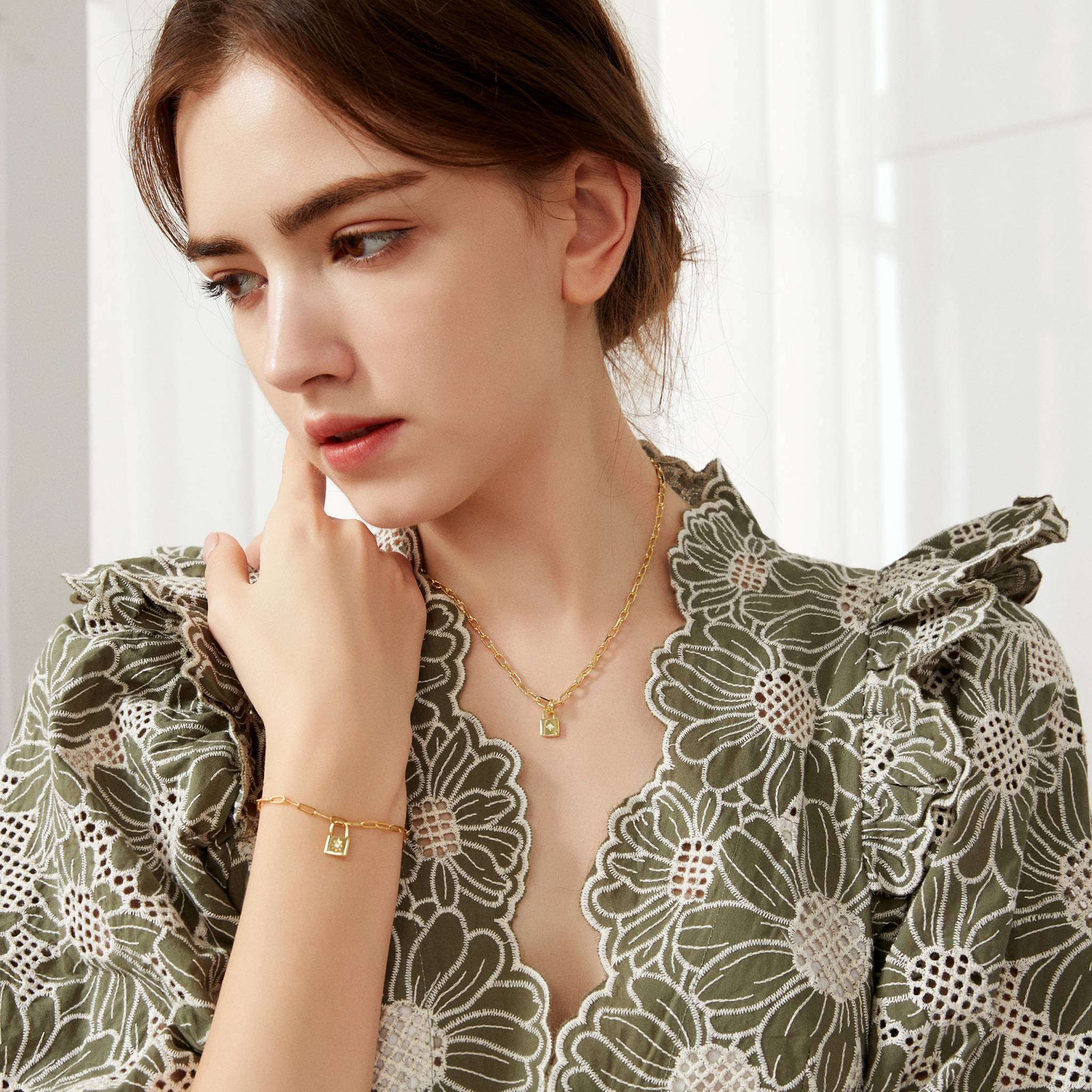 Solare Padlock Necklace - Silver