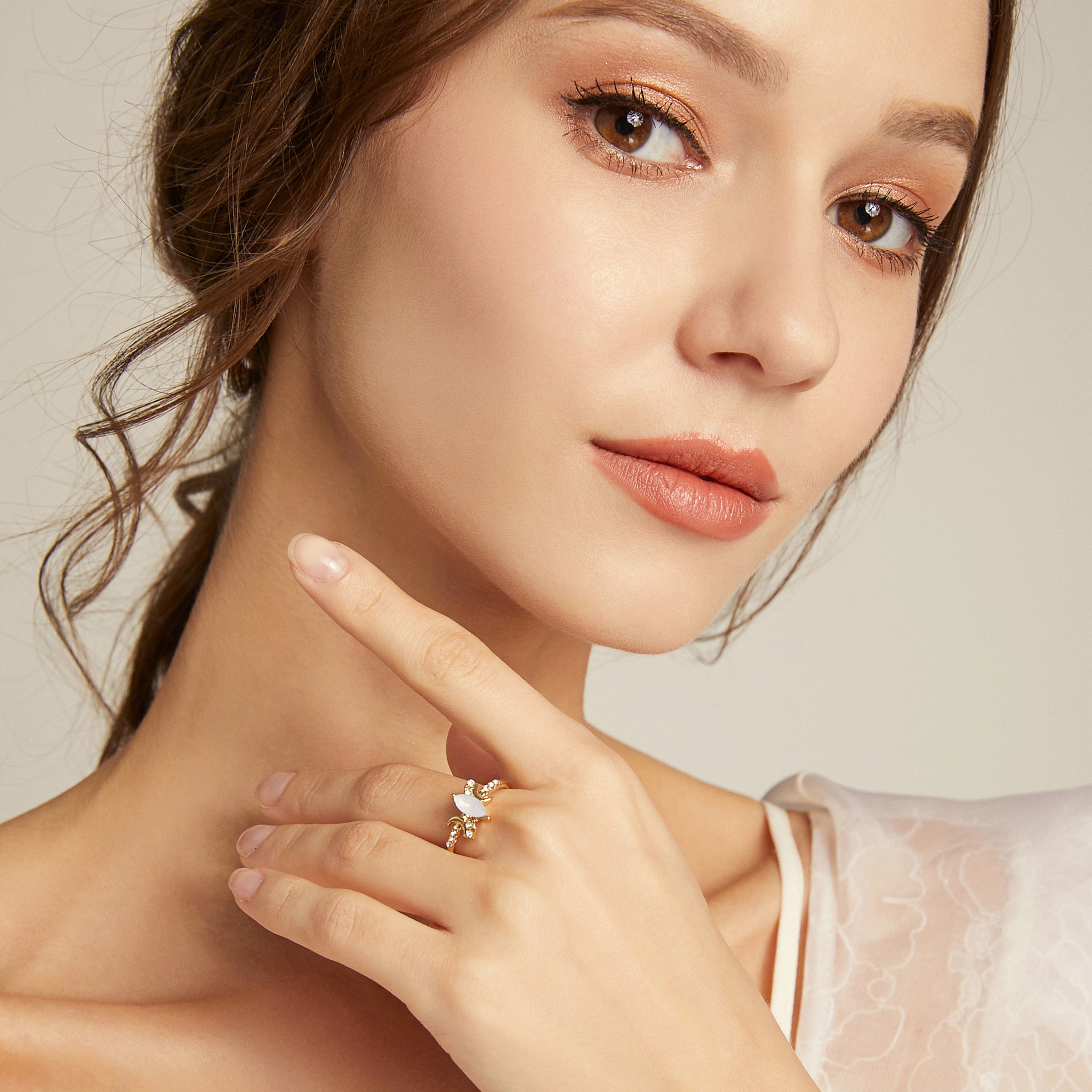 Marquise Moonlight Ring - Yellow Gold