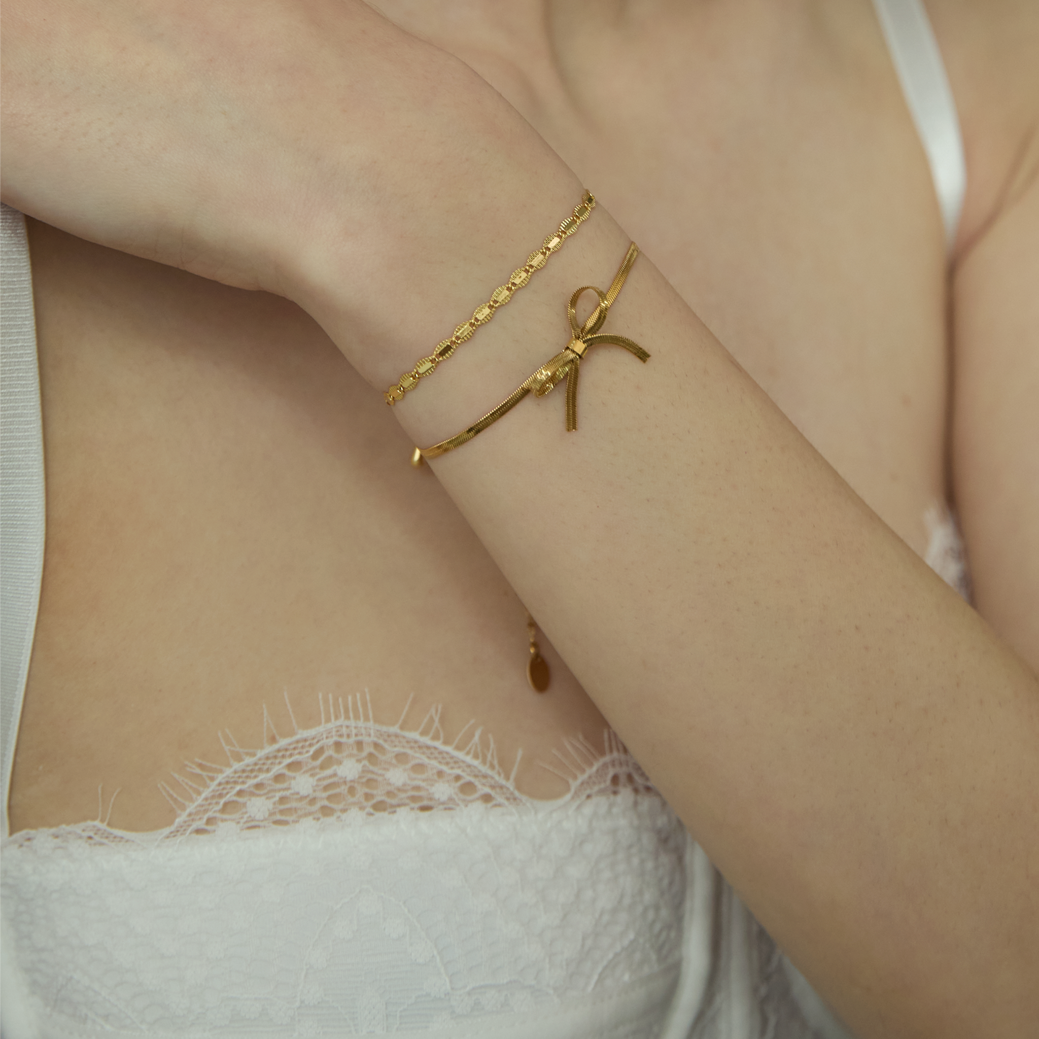 Satin et Dentelle Bracelet - Yellow Gold
