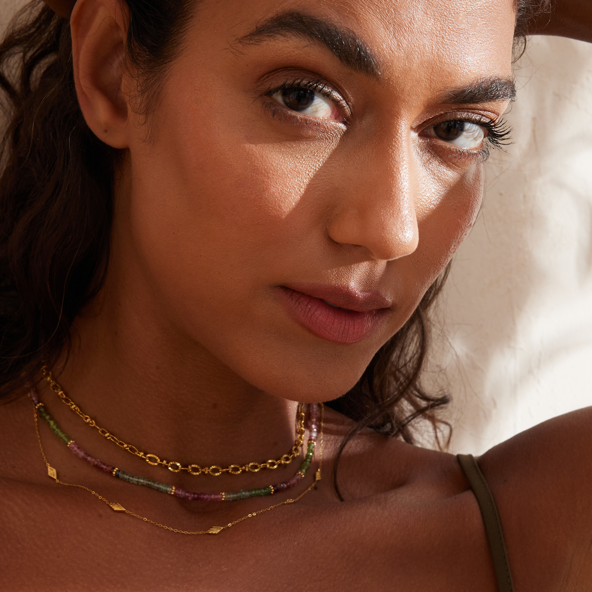 Tropic Glow Motif Necklace - Yellow Gold