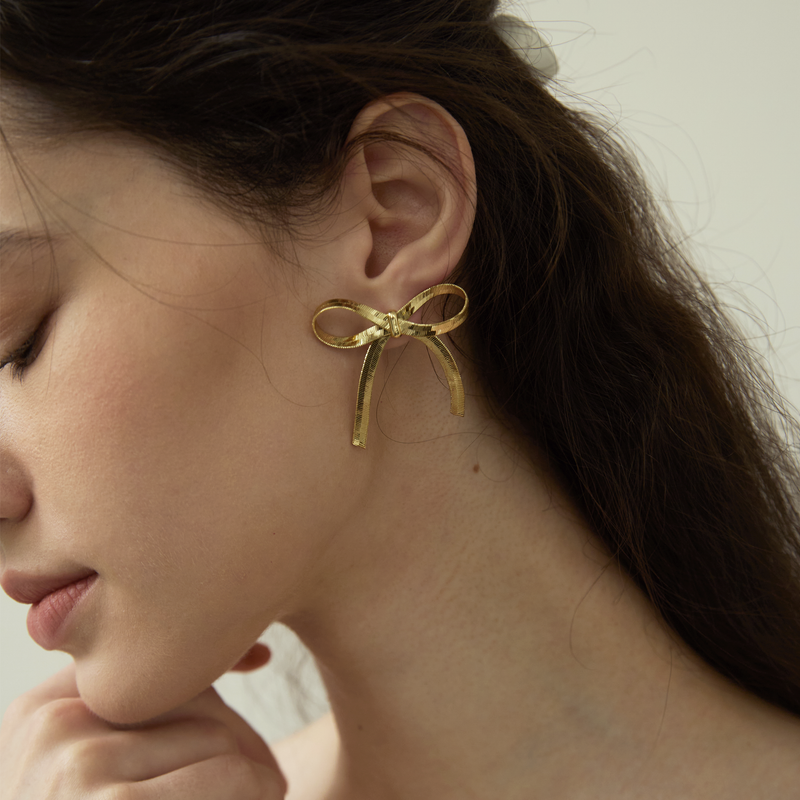 Ruban de Soie Earrings - Yellow Gold