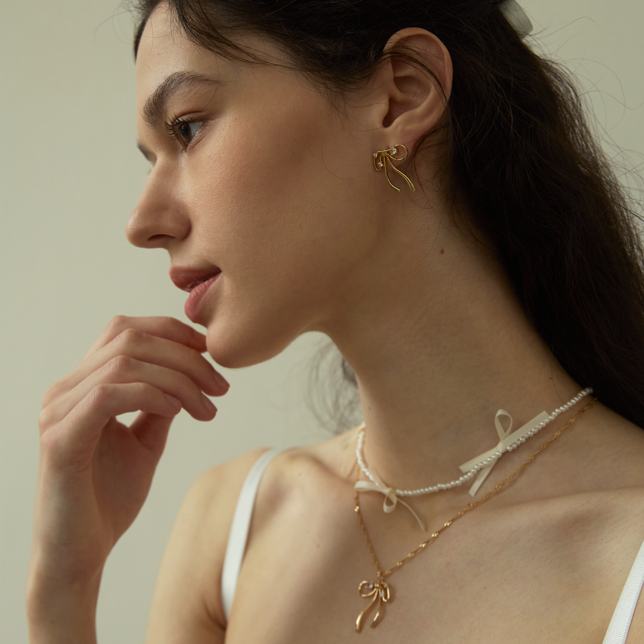 Voile Flottant Rubané Earring Studs- Yellow Gold