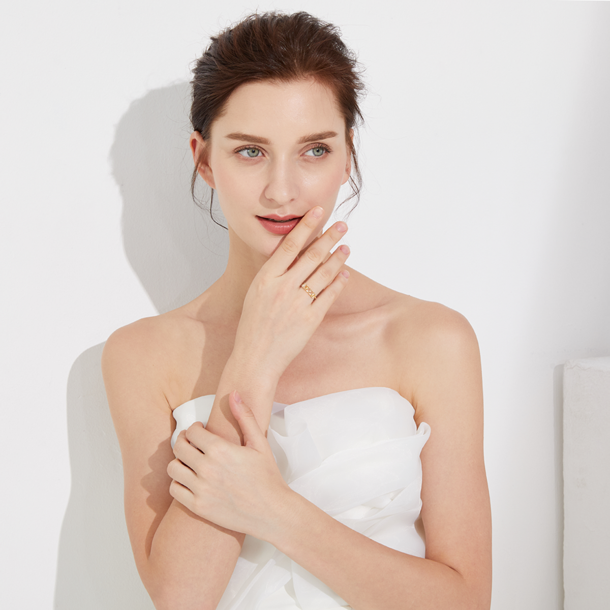 Perfect Illumination - April Birthstone Ring (Diamanté)