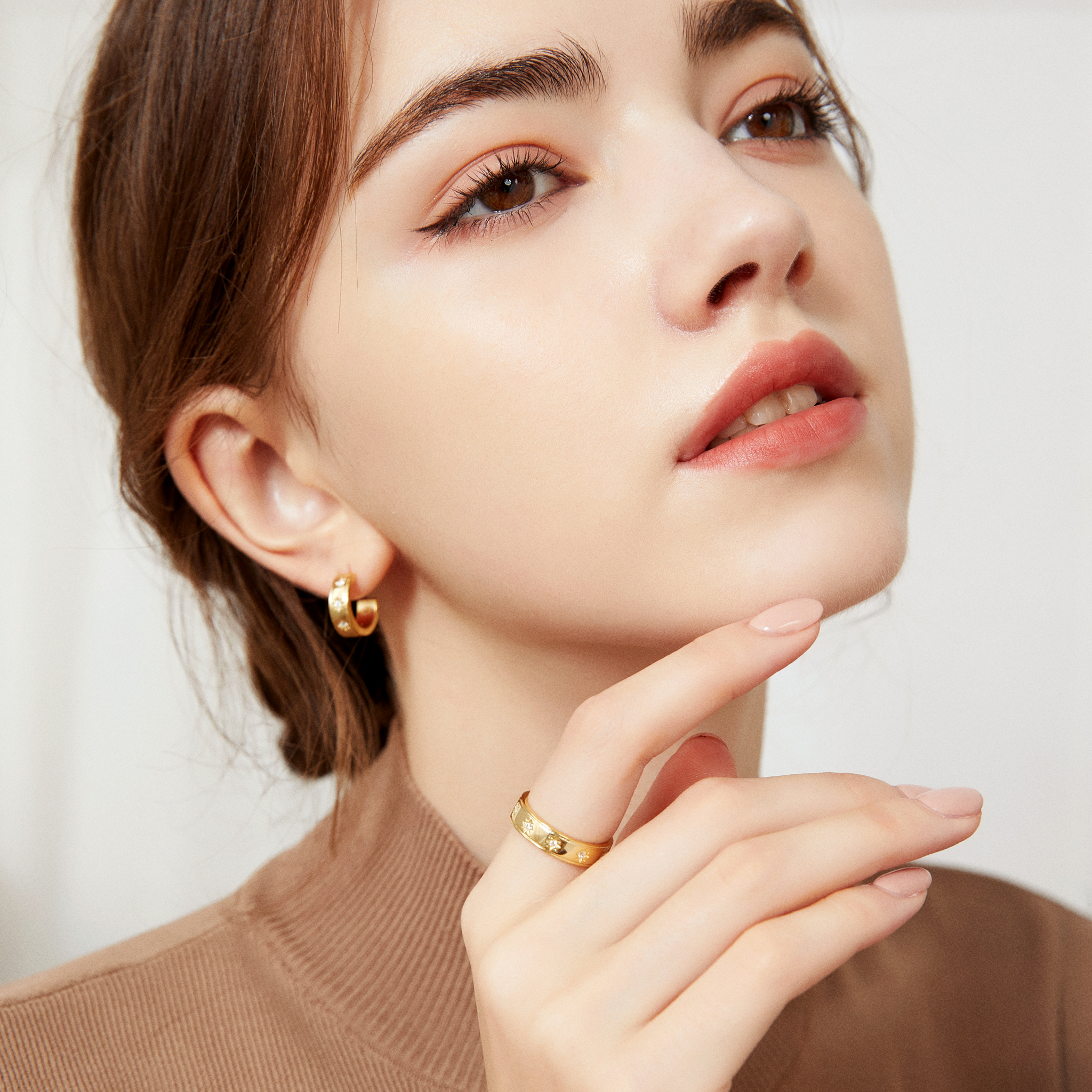 Comet Constellation Hoop Earrings - Yellow Gold