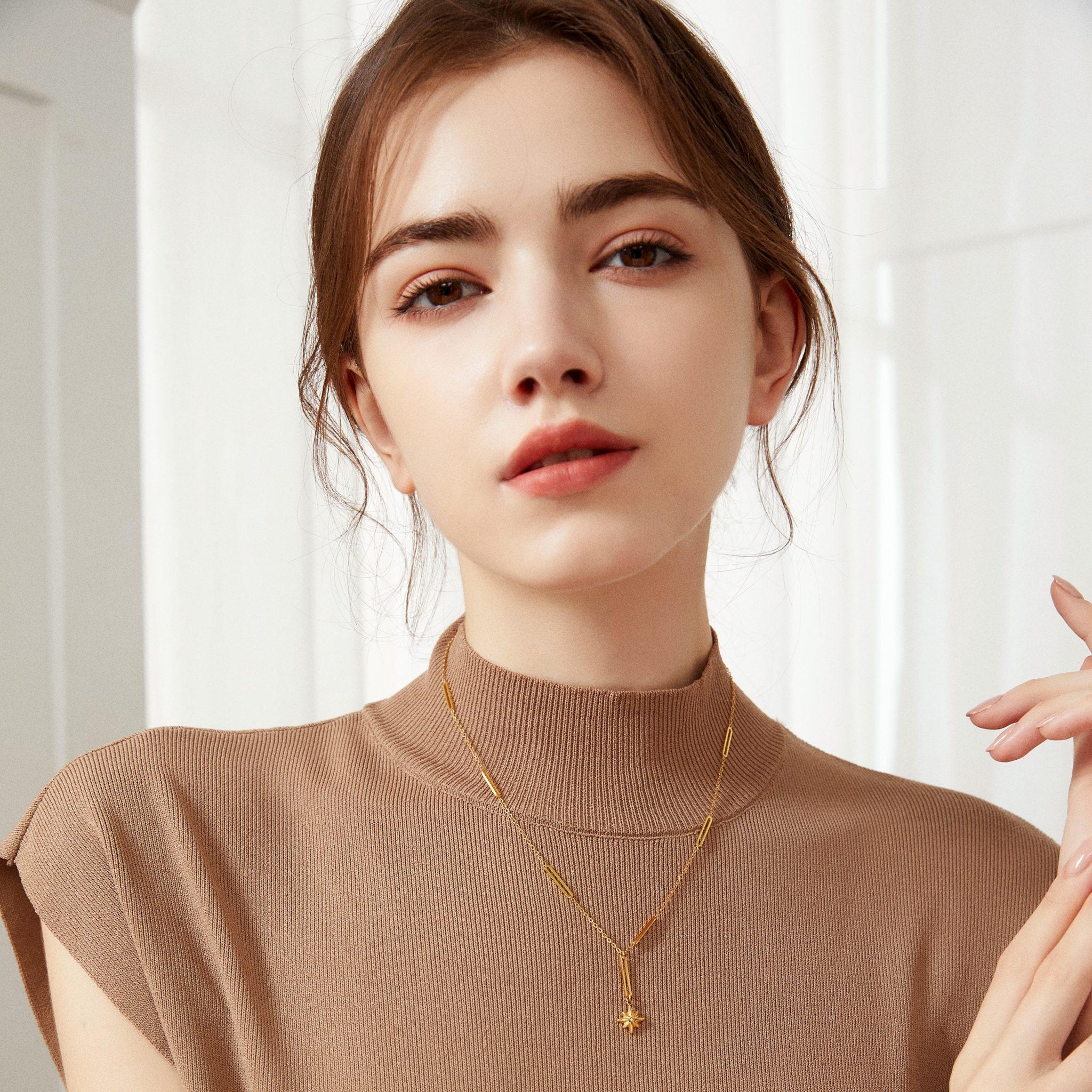 Starlight Lariat Necklace - Yellow Gold