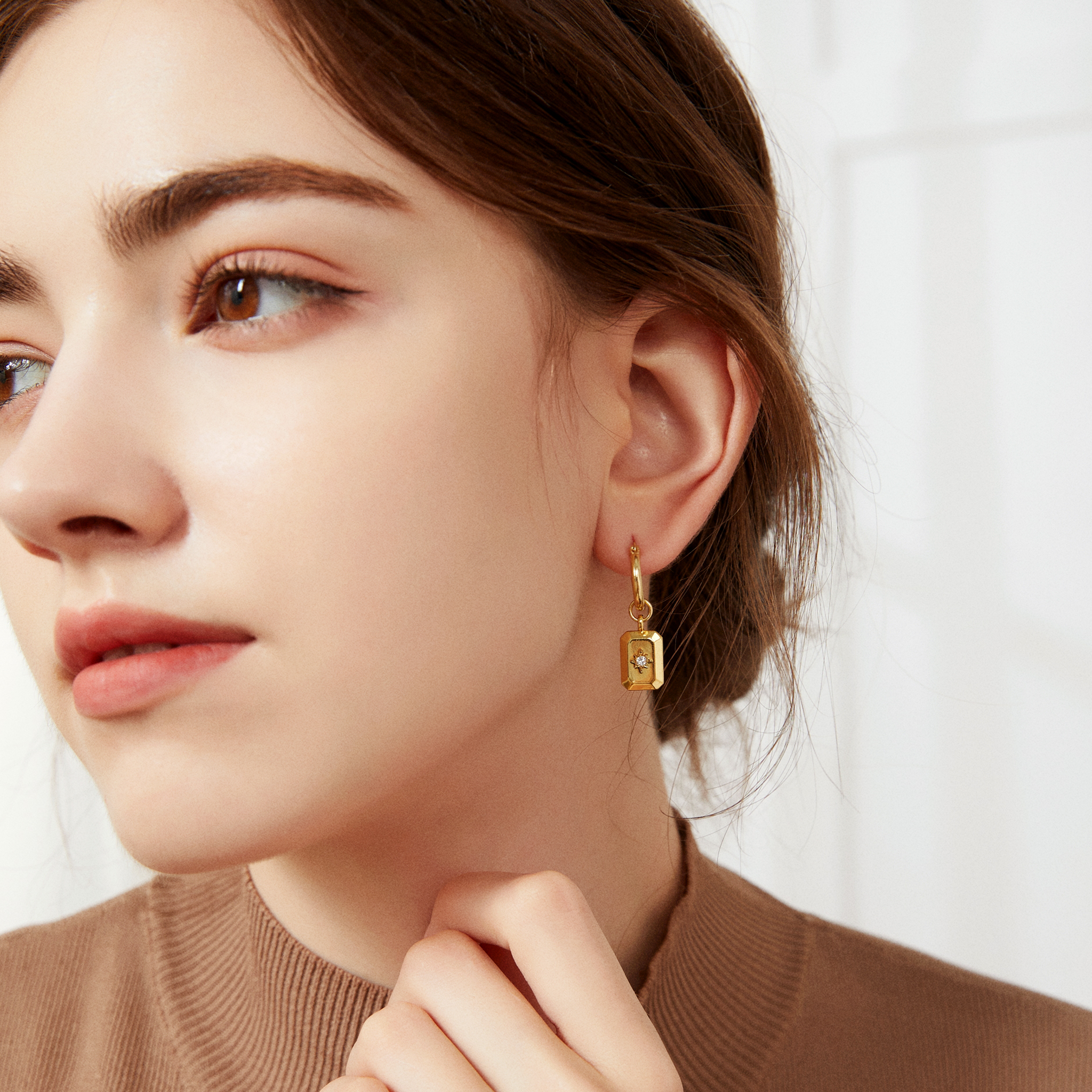 Malibu Emerald Huggies - Yellow Gold