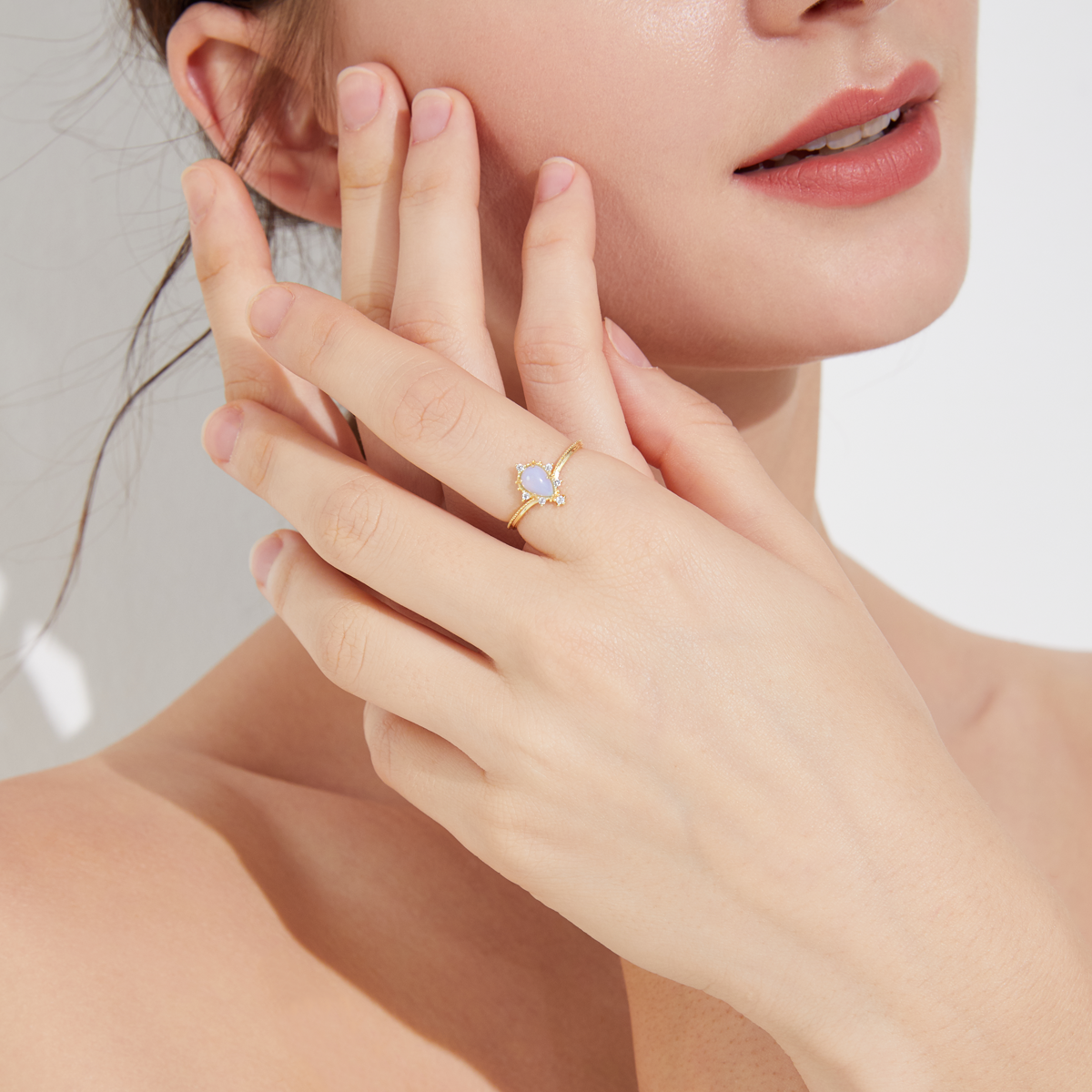 Jewels of Amphitrite Ring - Yellow Gold