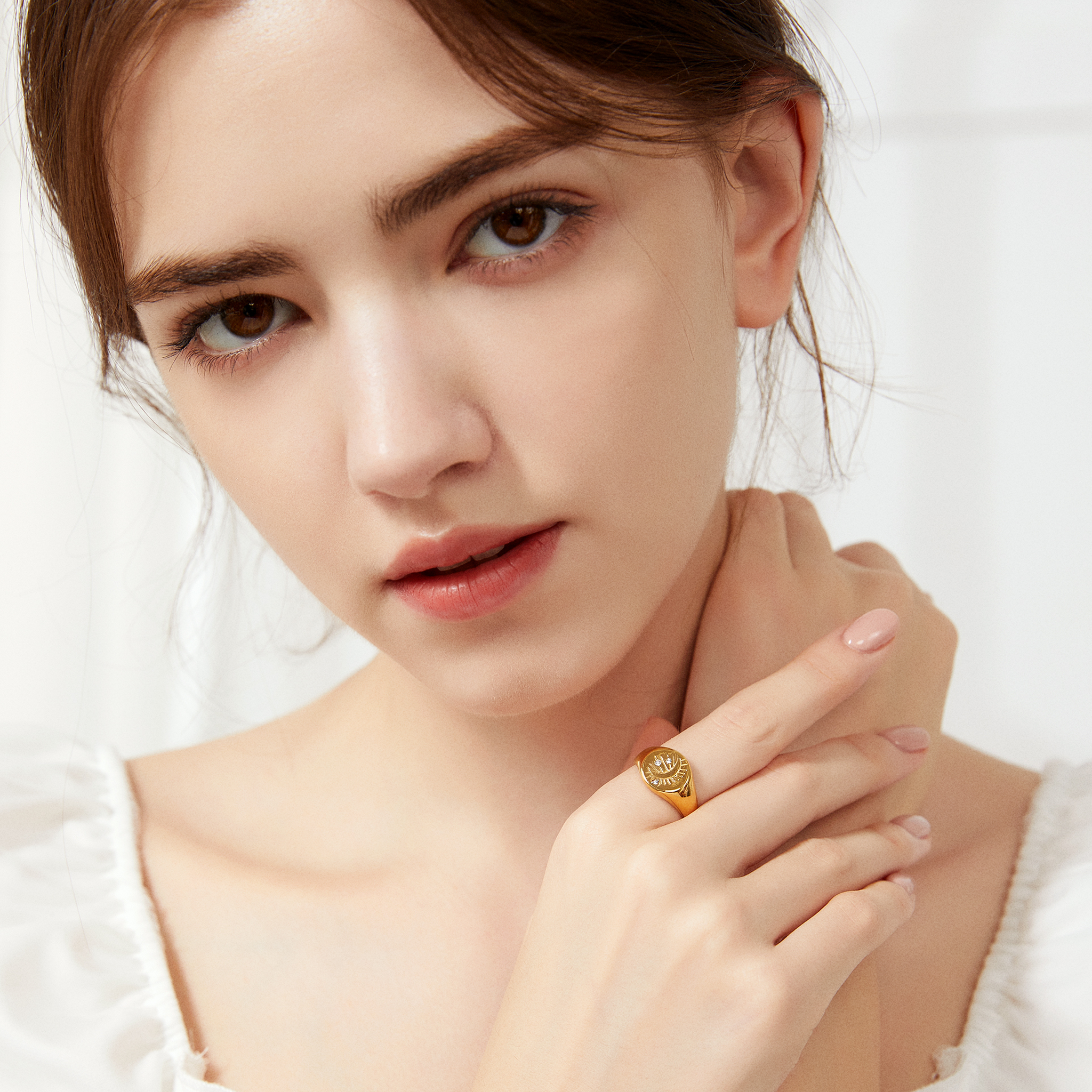 Over The Moon Ring - Yellow Gold