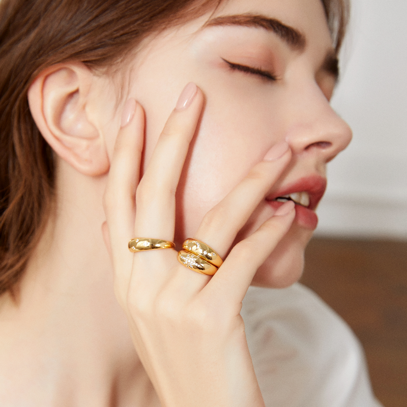 Radiance Supernova Dome Ring - Yellow Gold