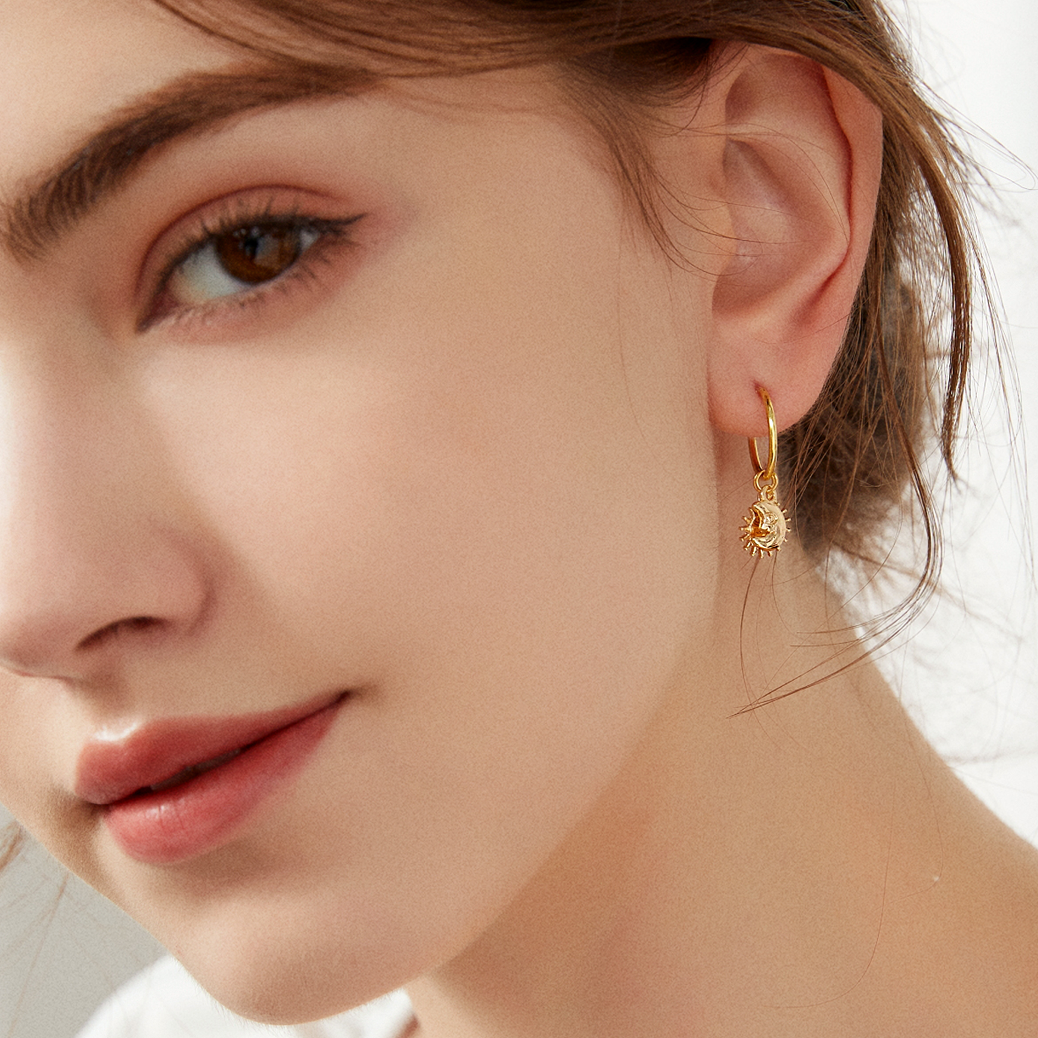 Selenelion Huggies - Yellow Gold