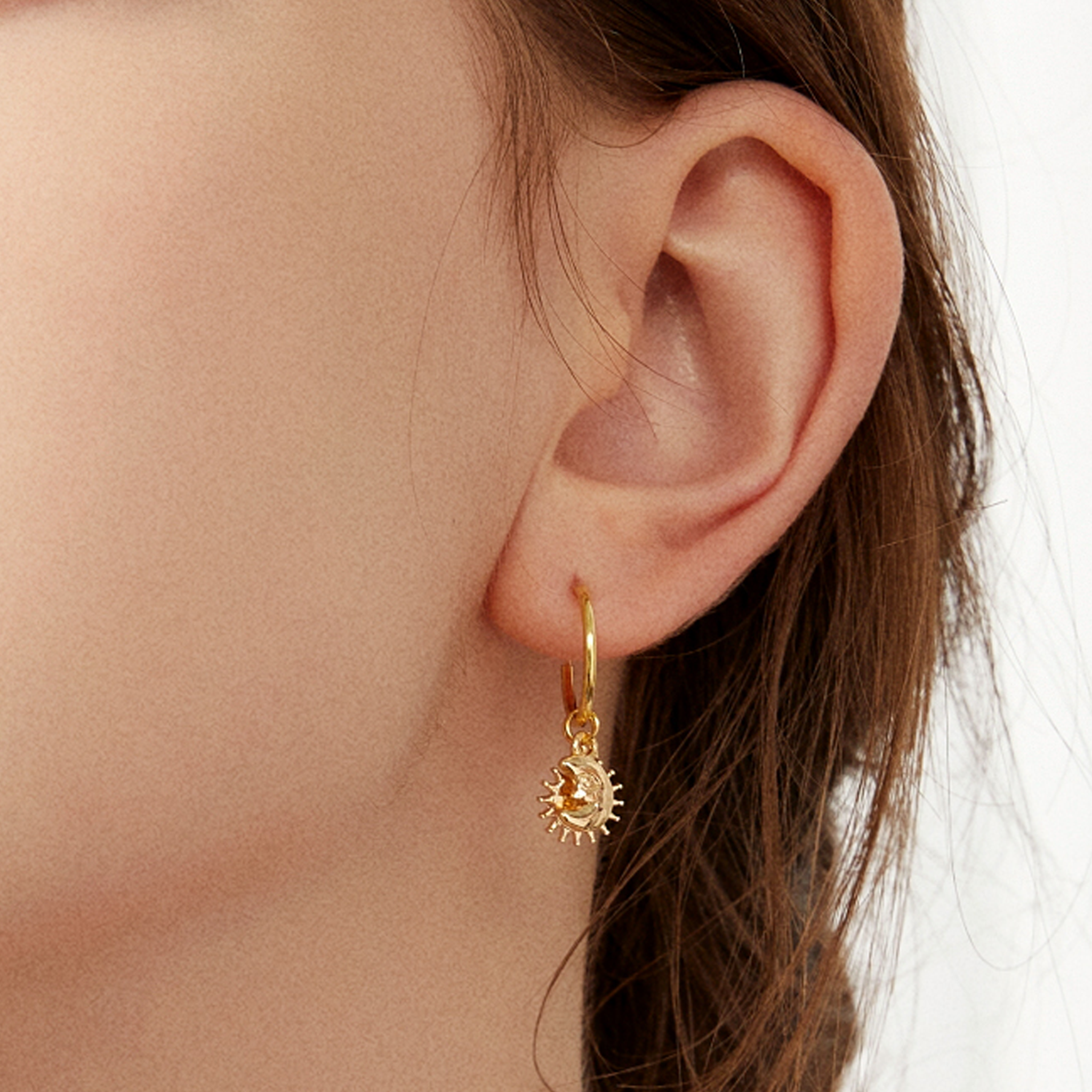 Selenelion Huggies - Yellow Gold