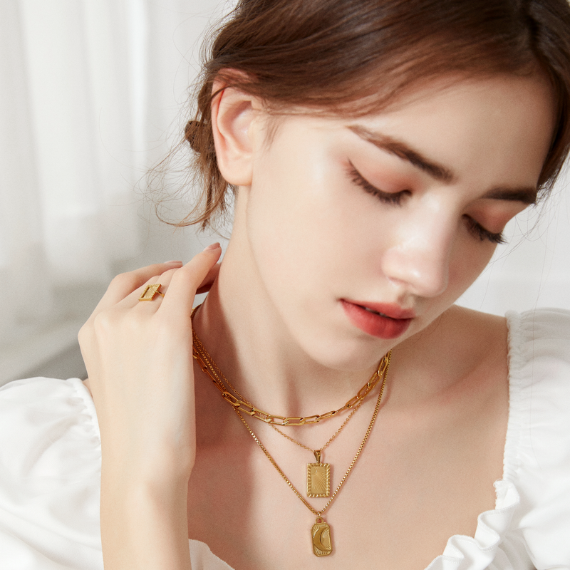 Rhea Necklace - Yellow Gold