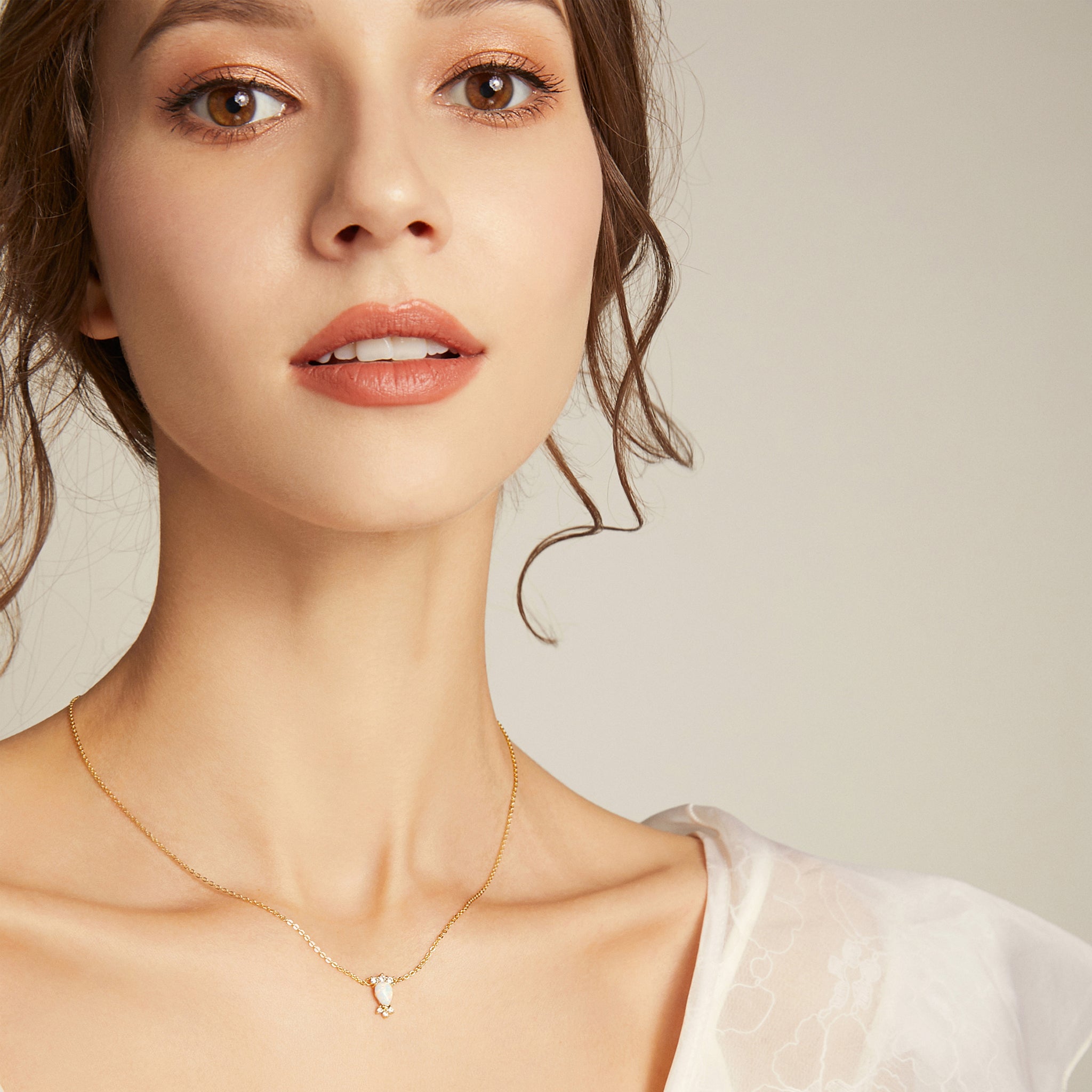 Teardrop of Aphrodite Necklace - Yellow Gold