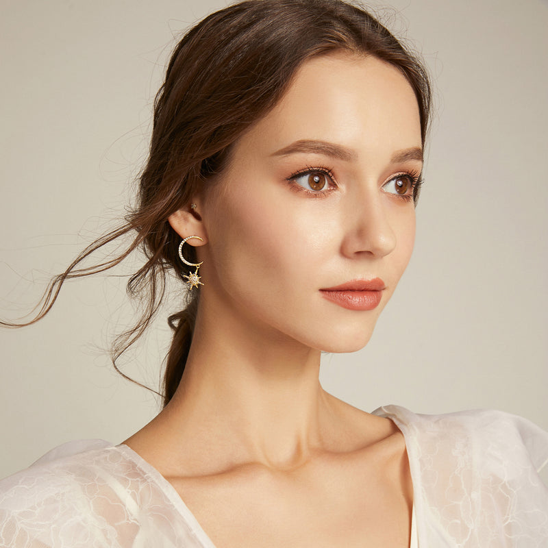 Milky Way Voyage Earrings - Yellow Gold