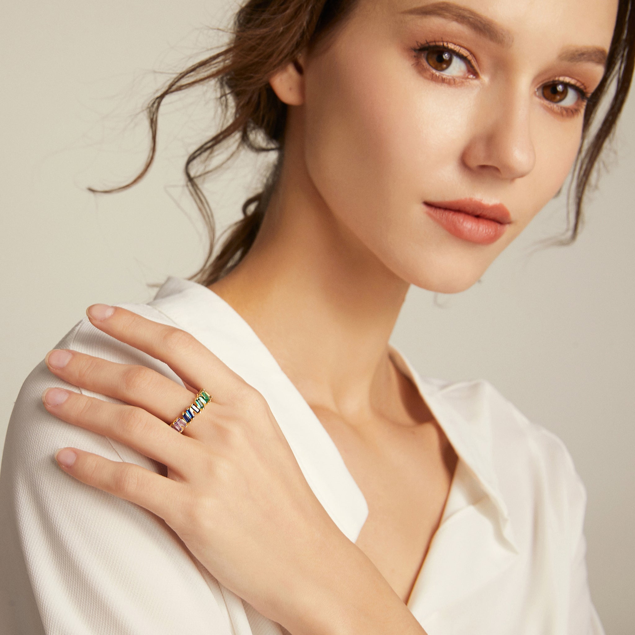 Bifröst Rainbow Eternity Ring - Yellow Gold